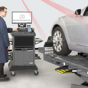 Image of a Mercedes Benz approved wheel aligner being used